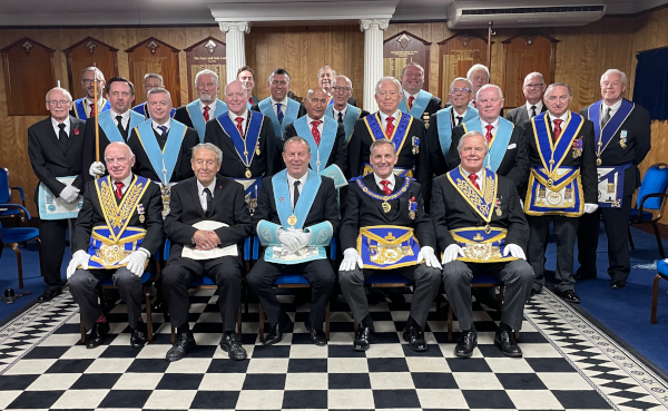 Members of Borough of Woolwich Lodge 6610